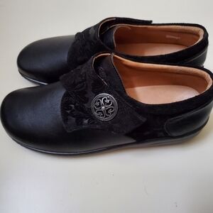 New Black Comfort Orthontic Wide Leather Velcro Shoes Size 42 Euro